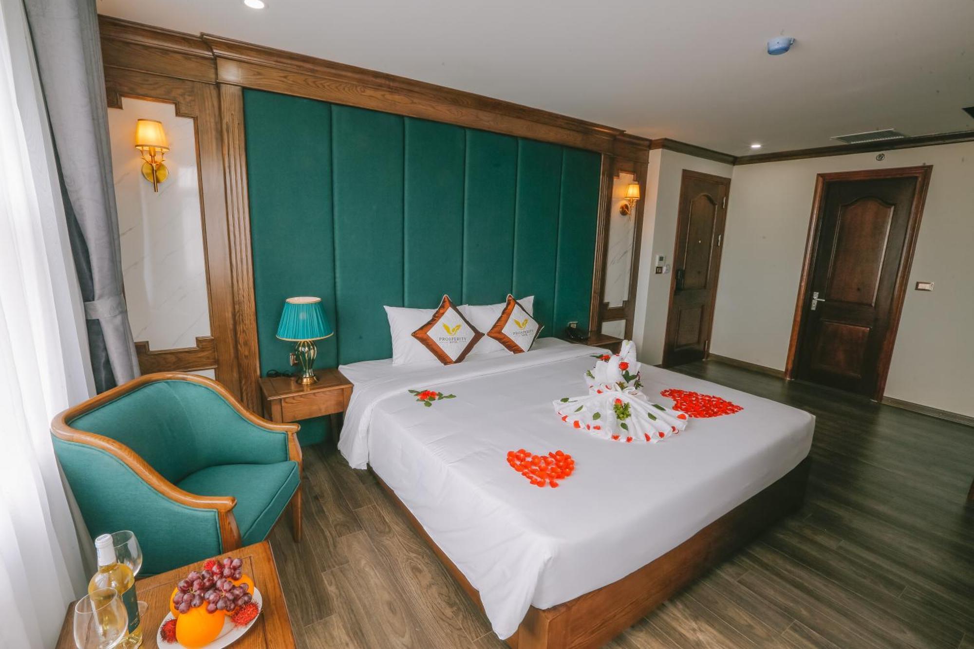 Prosperity Boutique Halong Hotel & Restaurent 下龍 外观 照片